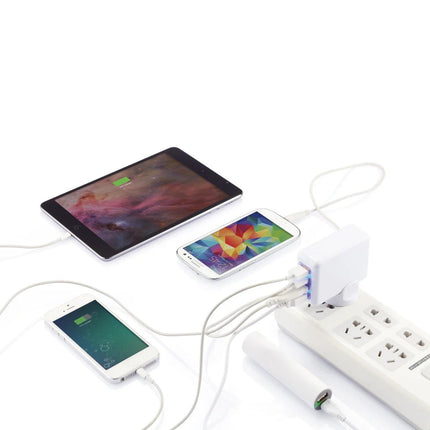 Travel plug with 4 USB ports - hospitality