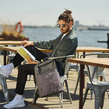 Urban anti-theft cut-proof backpack - hospitality
