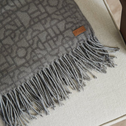 Vers Bla Collection Woollike Throw - hospitality