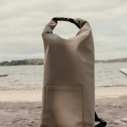 VINGA Baltimore Collection Roll Top Cooler Bag Crafted With Premium Insulation And Craftsmanship - hospitality