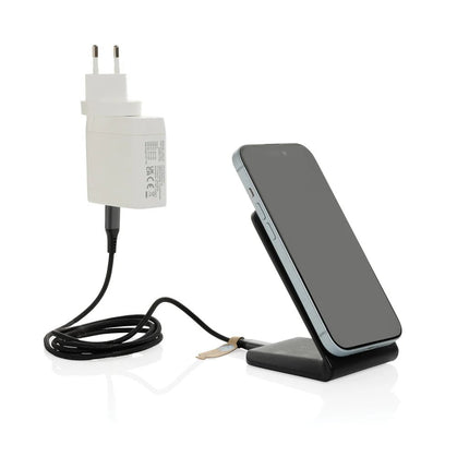 VoltPerch RCS recycled plastic 15W magnetic wireless charger - hospitality