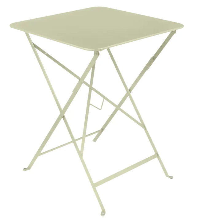  outdoor café table with a sleek