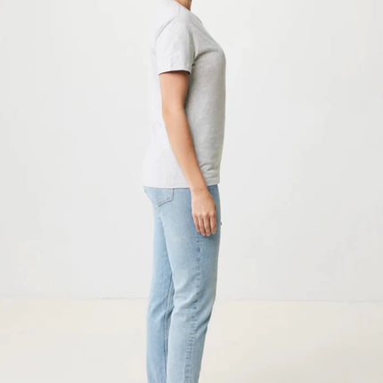 Yal women lightweight recycled cotton t-shirt - hospitality