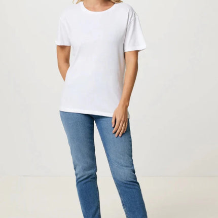 Yal women lightweight recycled cotton t-shirt - hospitality