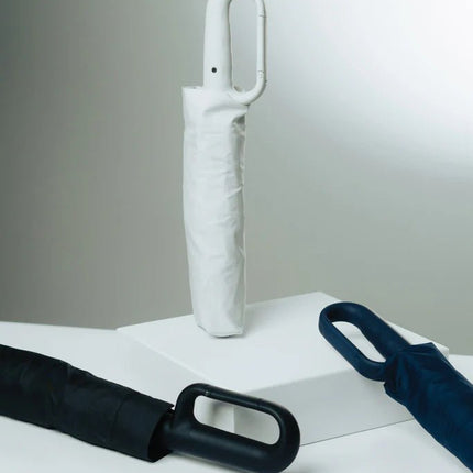 Yara 21" AWARE™ RPET solid colour umbrella with carabiner - hospitality