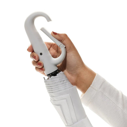 Yara 21" AWARE™ RPET solid colour umbrella with carabiner - hospitality