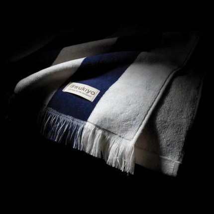 Yukari AWARE™ XL deluxe beach towel 100x180cm - hospitality